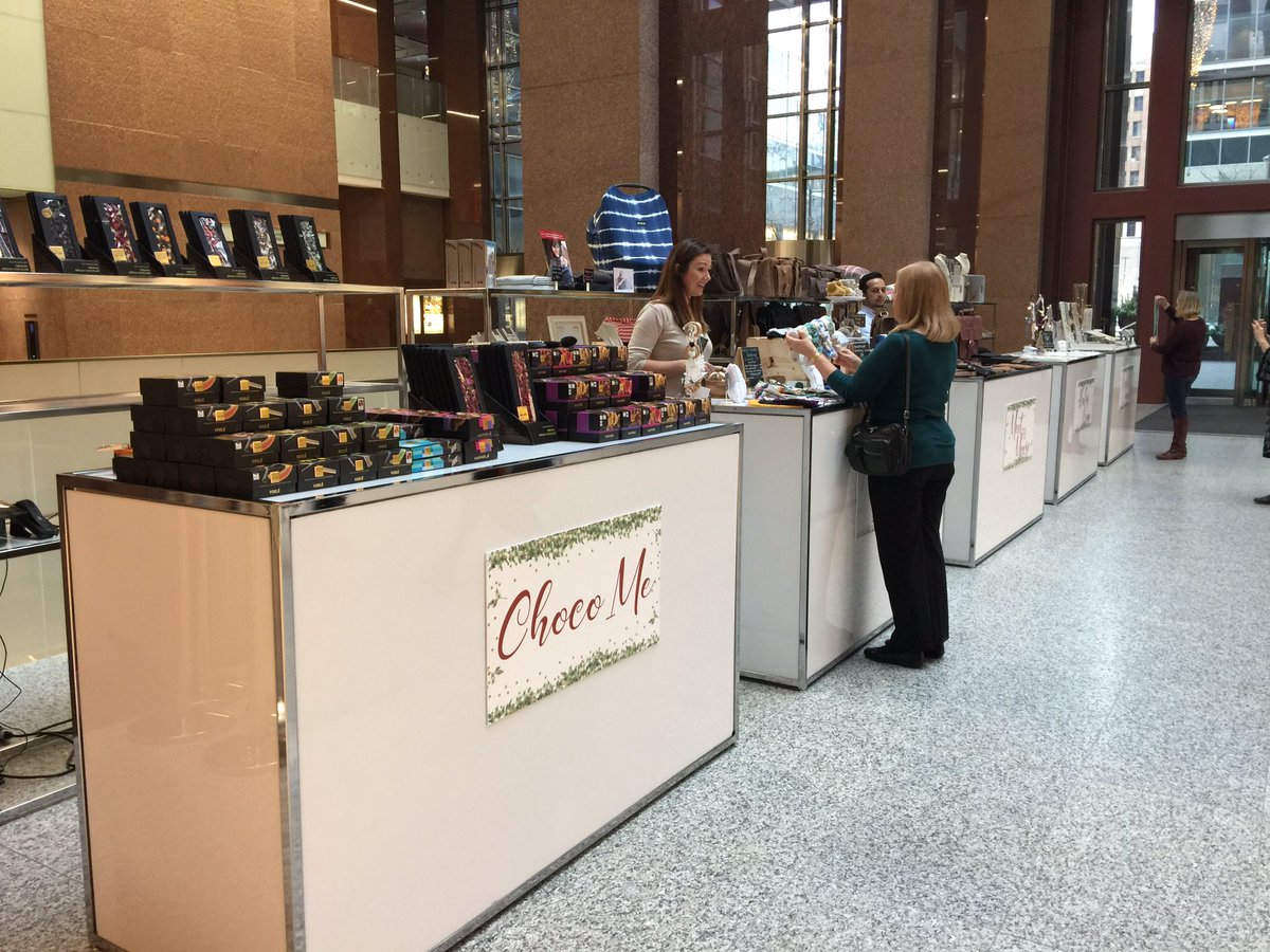chocoMeCanada's tweet photo. You can find us at Scotia Plaza during the month of December every Thursday! Come and taste our newest delicious chocolate creations! https://t.co/no0oM4PDCn