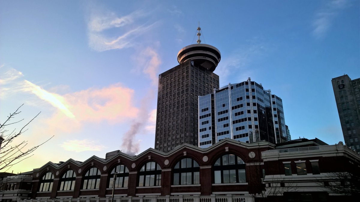 Van_O365's tweet photo. This is,where we'll meet tonight! (getting jealous?) If you want to be part of a vital #SharePoint UG or want to speak, contact us! #VanSPUG https://t.co/CW1BohTV4c
