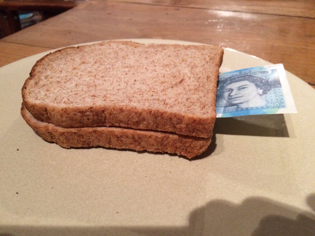 milonfred's tweet image. Food on a budget. Handy snack idea here with just a fiver. (not suitable for vegans or vegetarians) #FivePoundNotes