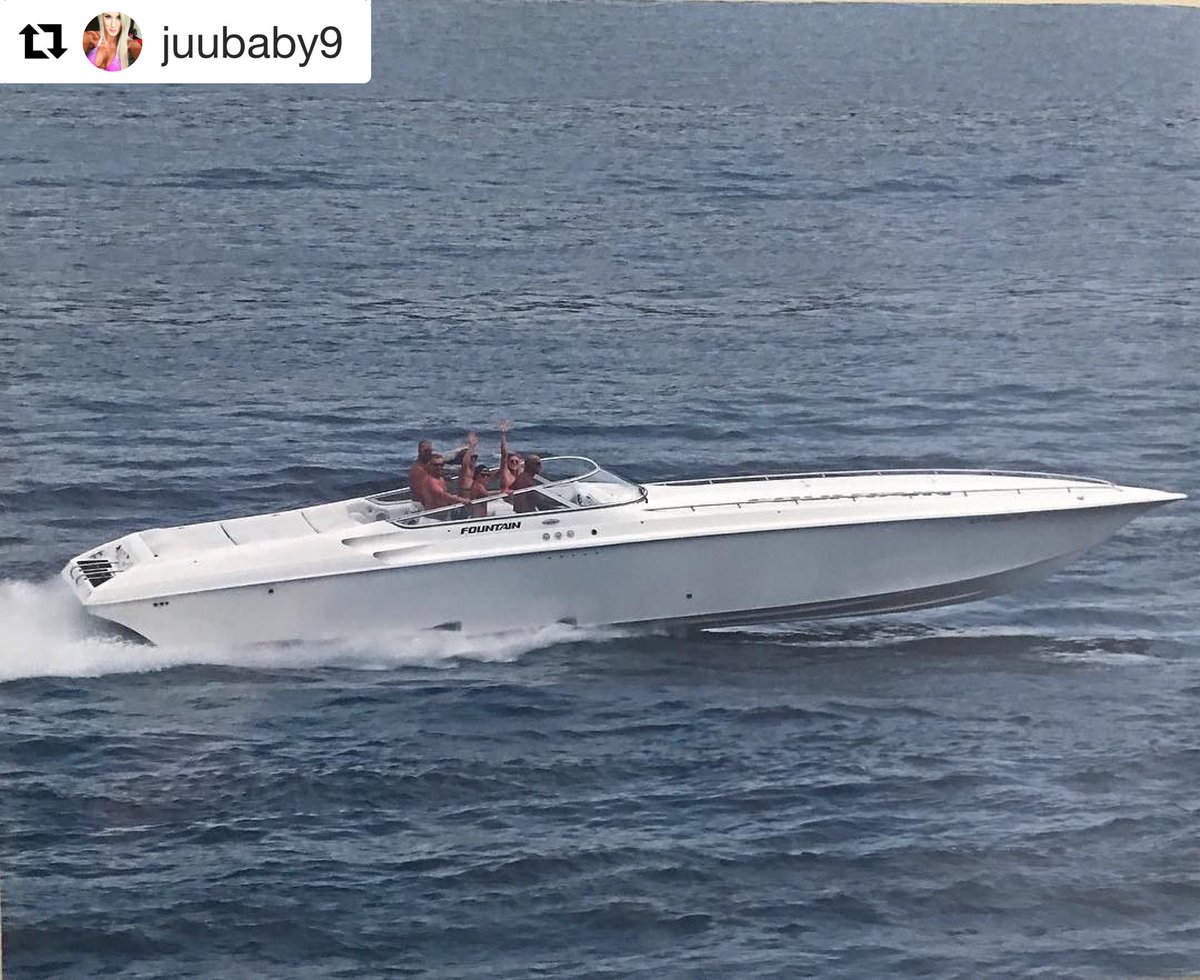 Fountain_Boats's tweet photo. What a sweet ride! Be sure to tag us in your photos! #fountainforever #Repost @juubaby9
・・・
Can we go back to LOTO plz? 😍👙🚤 https://t.co/kM5tgCH9cm