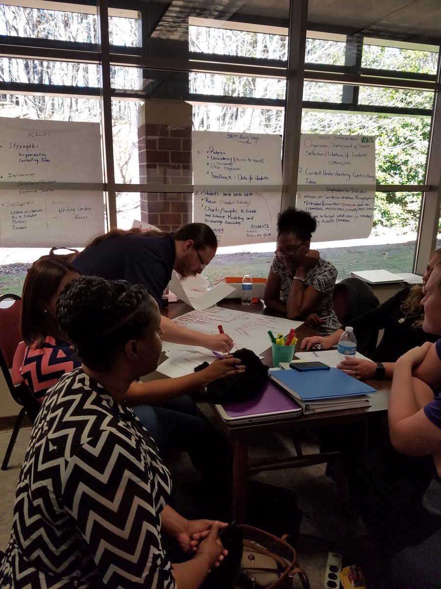 dwblakebrough's tweet photo. Vance County Social Studies Teachers at SREB training.#vancecoproud https://t.co/pn1VyYtvlW