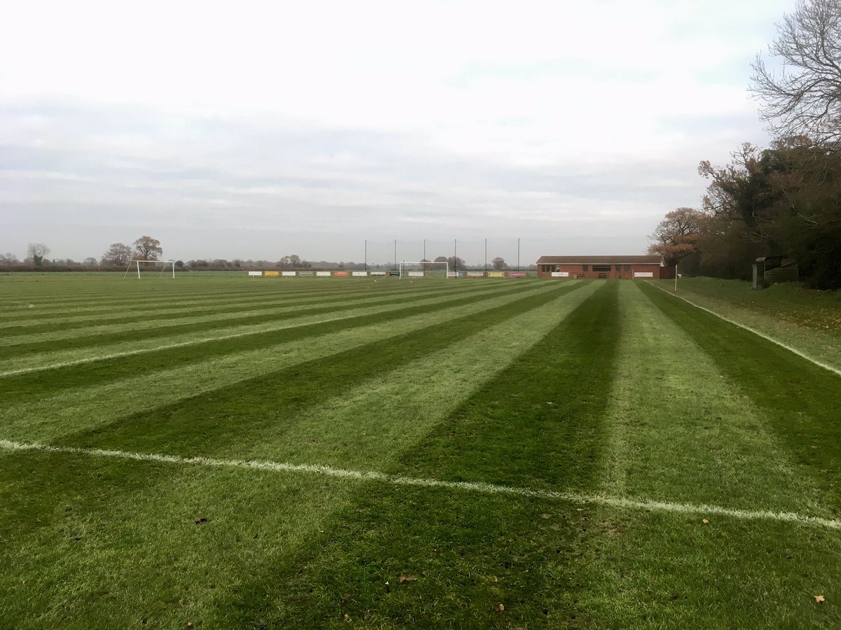 ParkersPitches's tweet photo. Spexhall FC seeing the benefit of a maintenance contract put in place as part of the @SuffolkFA pitch improvement programme #loveastripe https://t.co/7bfO40cKkB