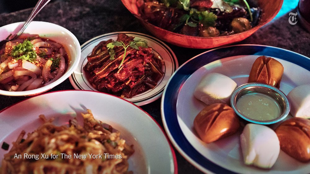 nytcooking's tweet photo. How hot can you take your Sichuan dry pot? At MaLa Project, @ligayamishan dared level 4 https://t.co/ZQBpS53K5g https://t.co/JgdDDiU5RJ