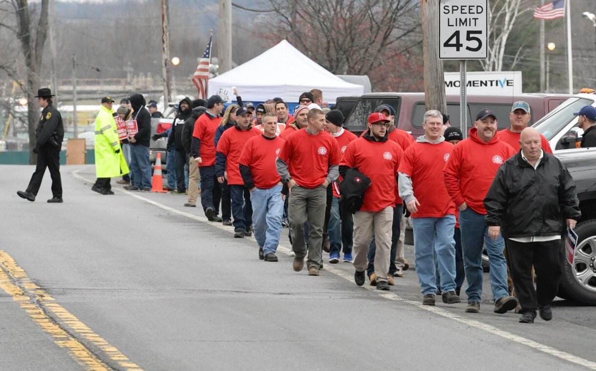 SKIPSCAM's tweet photo. Members of @NYSPFFA join strikers from IUE-CWA at Momentive in Waterford NY #Strike4FairPay  #labor #unionlabor https://t.co/9YvONcQMQK