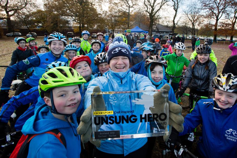Calderwood #cycling enthusiast Rachael Halifax has been named the BBC’s Unsung Hero in Scotland. ow.ly/RyaO306I9jX