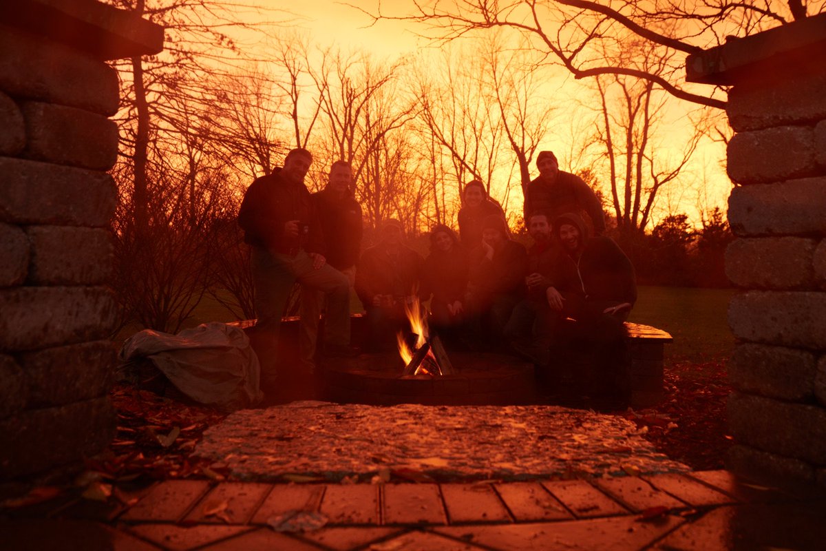 realart's tweet photo. It’s only fitting when a photoshoot ends with a picture perfect sunset. 👌🏼 #RealArtIs https://t.co/rV5BFo491u
