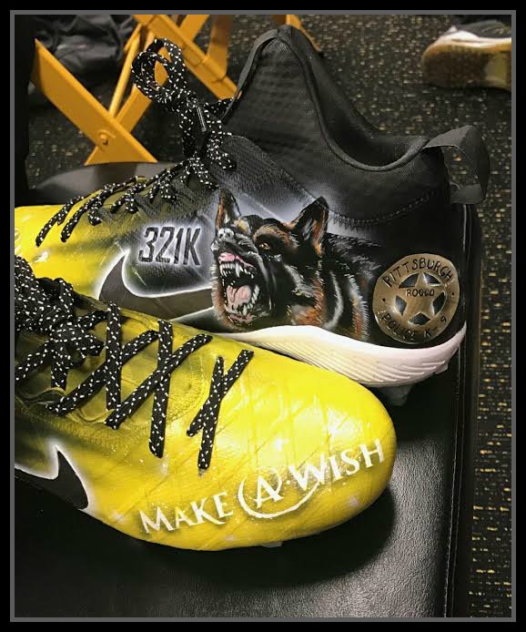 _BigBen7's tweet photo. #MyCauseMyCleats by @dezcustomz &amp; #kreativecustomkicks for @MakeAWishPAWV &amp; to #RememberK9Rocco @PghPolice.  #BenRoethlisbergerFoundation https://t.co/0zJq9l0BlQ