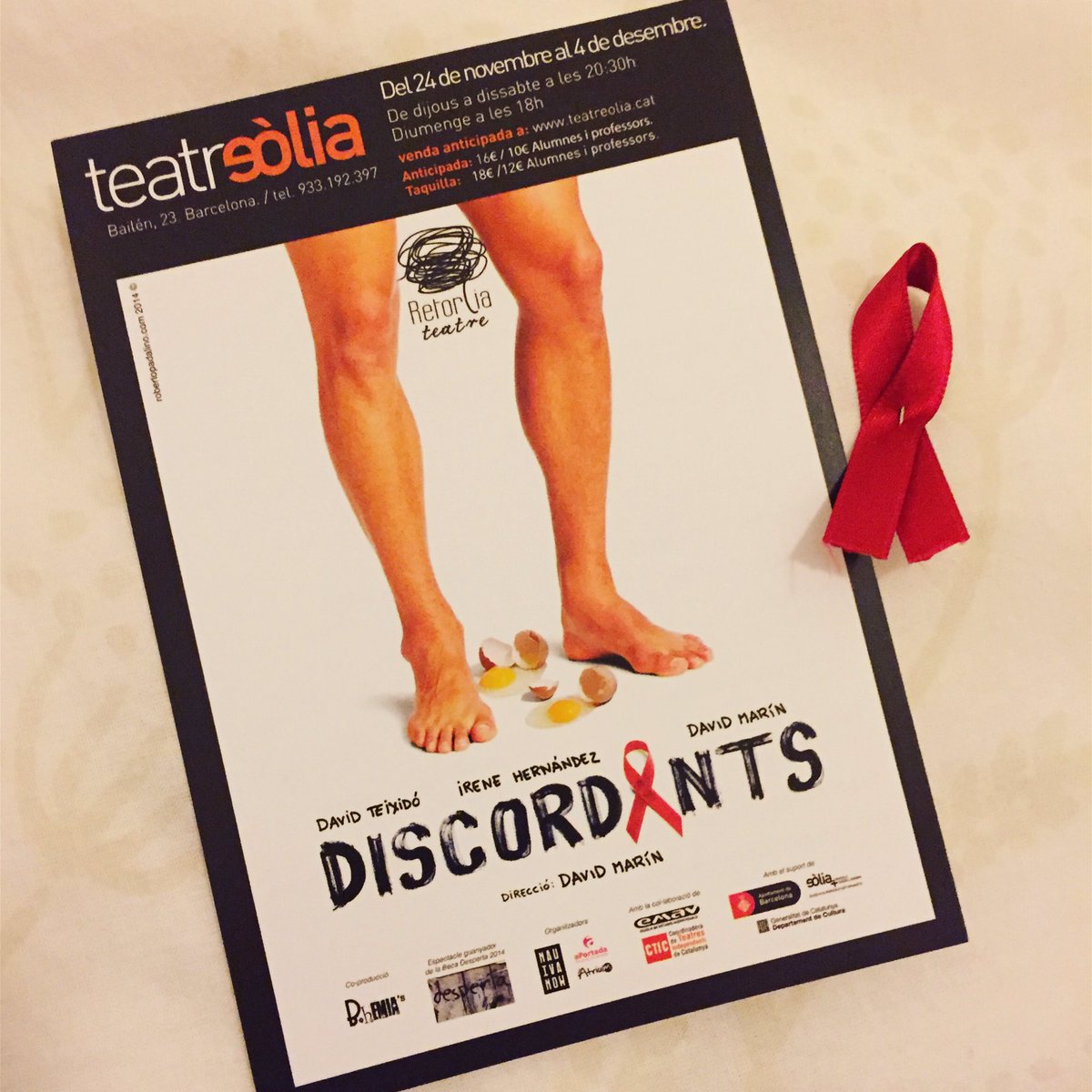 itlauri's tweet photo. Esta obra hay que verla. Porque informa, divierte, desestigmatiza... Bravo @RetorCia ! Hasta el 4 en @teatre_eolia #discordants #SIDA2016 https://t.co/Uh34vDepIa