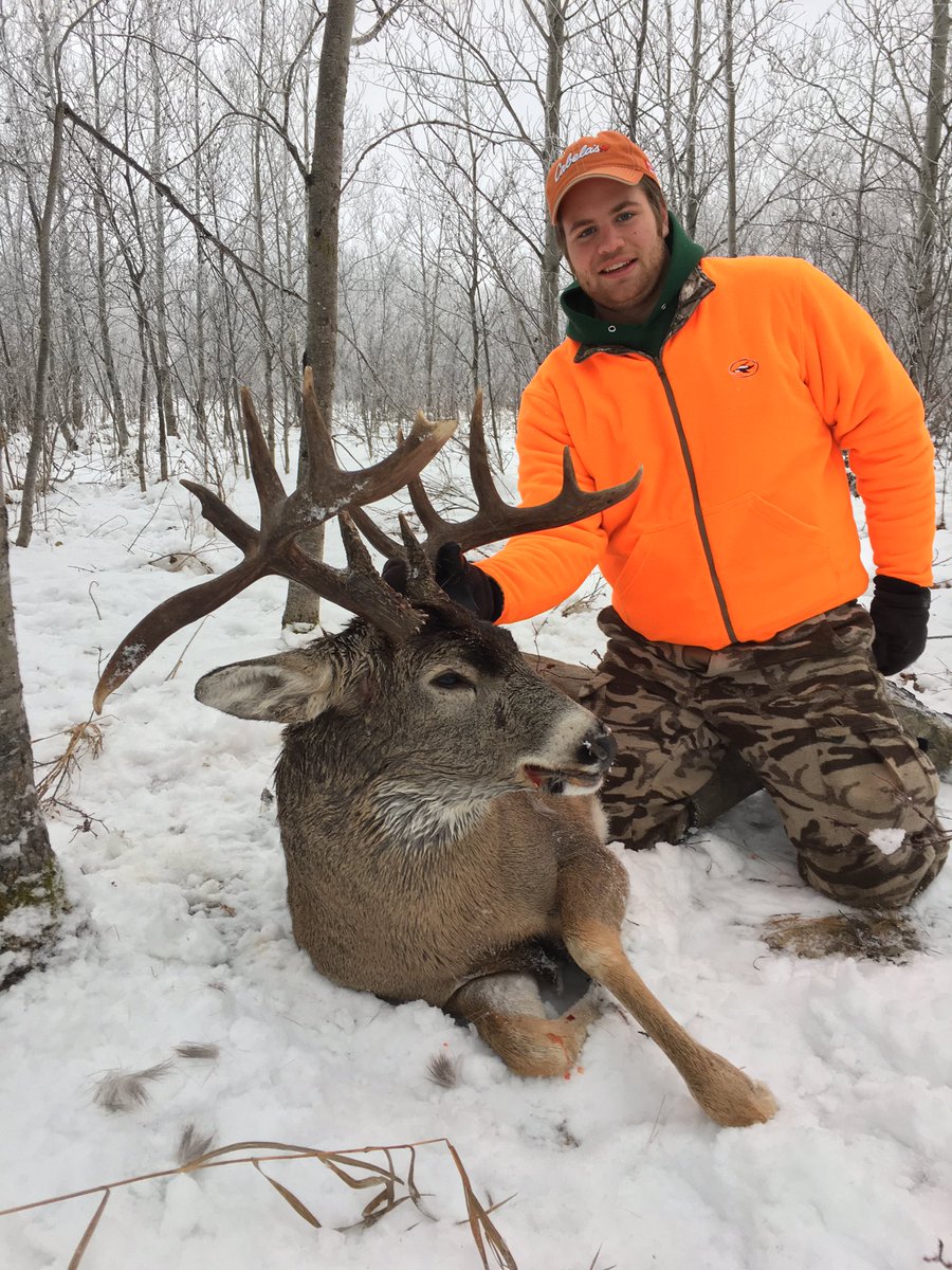 With only 2 more days to hunt due to work, junior connects on this ancient old warrior!