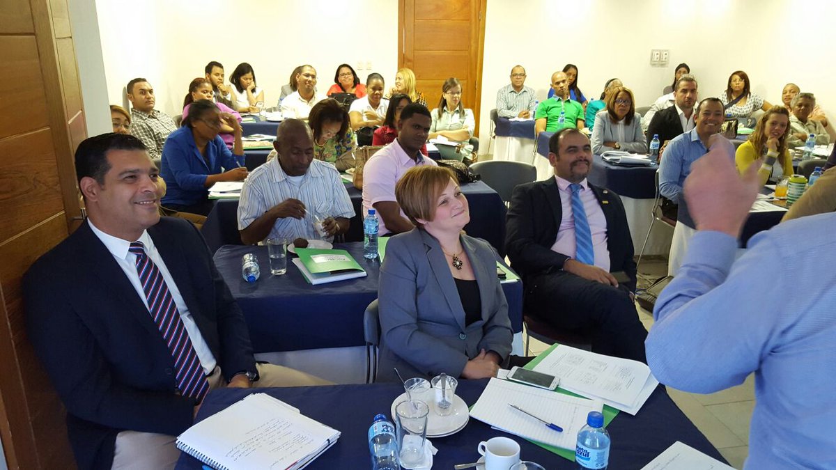 ADOSUME's tweet photo. ADOSUME y sus asociados recibieron hoy el Taller Informe 32 según OMS, para BPM y BPA, así ofrecer productos con estándares internacionales. https://t.co/stUllRKuXP