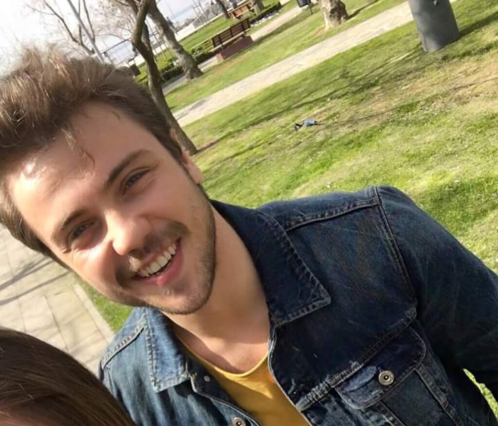 Sana her halinle aşığım. Ve bu gittikce psikopat bir hal alıyo😂. Kork benden sayın Sarıtaş beyfendiciğimm😍💙🙈 <a href="/tolgasaritas/">Tolga Sarıtaş</a>