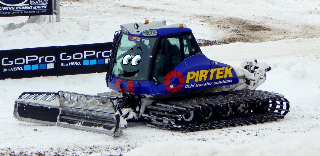 GarytheGroomer's tweet photo. I'm getting ready for the #CountryCat @snocross national in a few weeks! #GaryTheGroomer #snocross https://t.co/6Kyt7IY0ZR