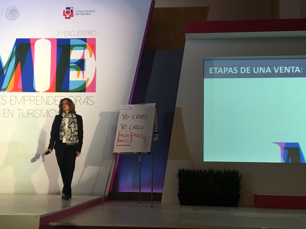 fran_romita's tweet photo. Gracias a @chasdewinter por una gran conferencia! Cambiemos lo que creamos y lo que creemos #MESectur #GéneroSECTUR https://t.co/ytqEogjMUm