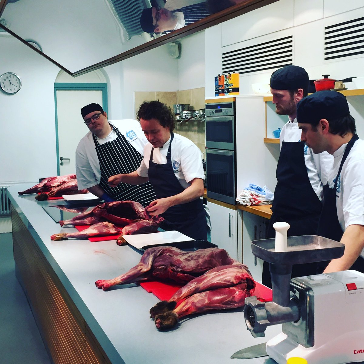 S_Aitkenchef's tweet image. Great afternoon with @TomKitchin working with our @Bschefacademy students @heavenat8 @BaxterStorey  #skills #passion #scotlandsfinest 👌🏻