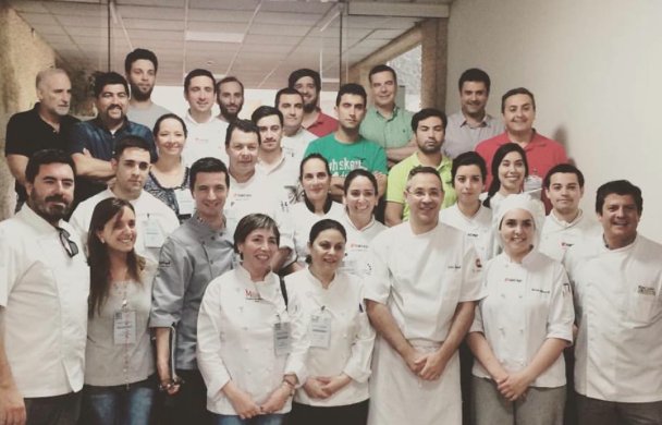 SeminarioPAN's tweet photo. Certificación: ¡¡Todos por un pan de verdad: sin aditivos, fermentación larga, proceso científico, los mejores ingredientes y tecnología!! https://t.co/xyTHOta9xT