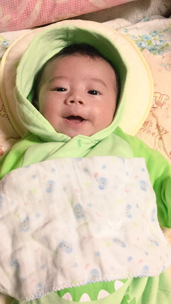 NaparamApril's tweet photo. I miss you na baby ruka😢 https://t.co/boW9Wl9IE4