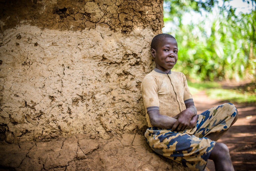 WorldVision's tweet photo. 36.7 million people are currently living with #AIDS; Alan's mother is no longer among them. #Orphan  https://t.co/DKYzEc9d1v #WorldAIDSDay https://t.co/eEp8iQCWNY