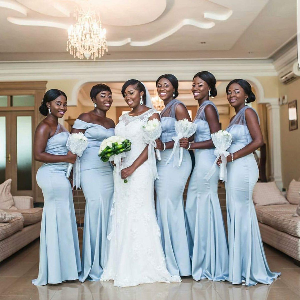 weddingshowgh's tweet photo. Black beauties!!! #BK2016
#ghanaweddings #africanbride #bridalhair #bridalmakeup #ghana #kumasi #newlywed https://t.co/BxV277kqmW