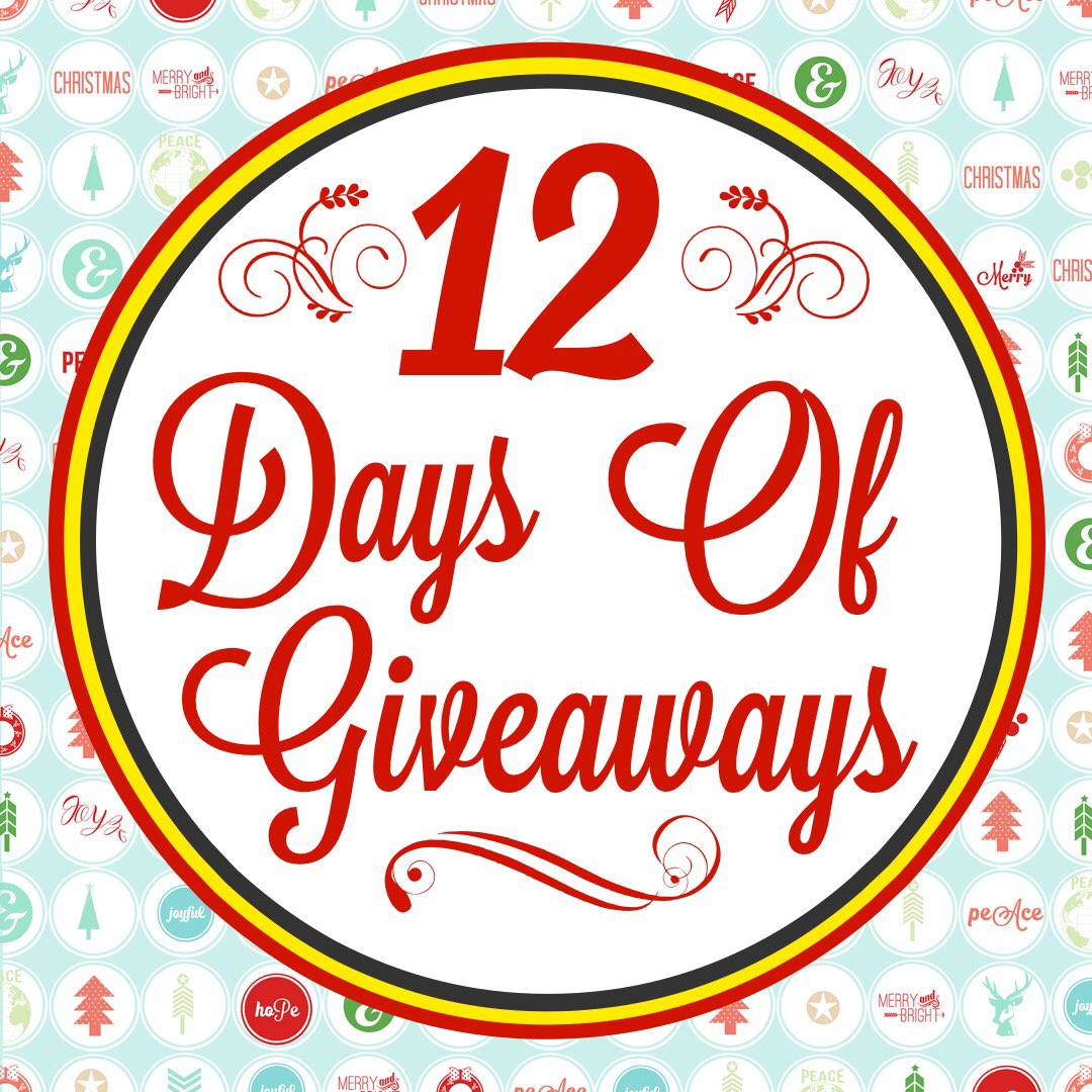 SayMagicalVacay's tweet photo. Check out our FB page for our favorite event of the year! https://t.co/RSBtecf2Ns https://t.co/17i4djLXHH