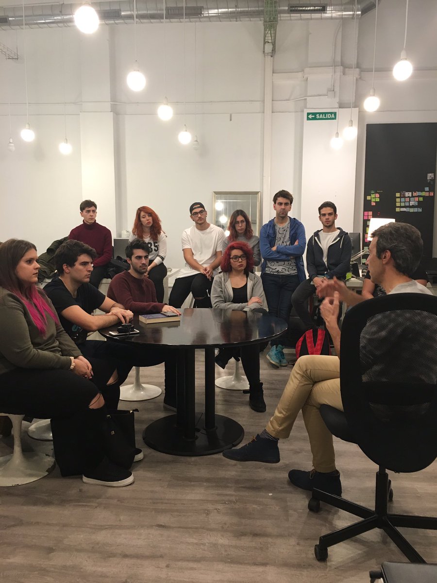 Continúan los workshops de creadores diseñando la gran convención youtuber de 2017 #TubeConES17