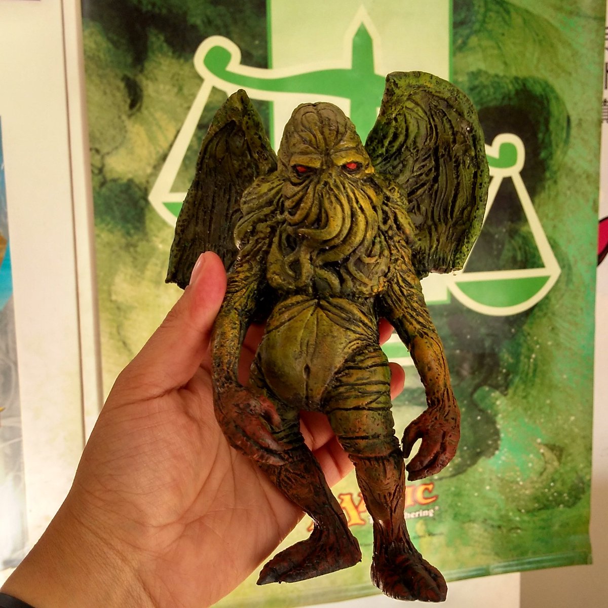 Abraham_C_geek's tweet photo. #kickstarter #kickstartercampaing #reward #theCosmicHorrorChess #Cthulhu #cthulhu2016 #Lovecraft #backersarelove #artToys #boardgames https://t.co/jRbNvhLMGD