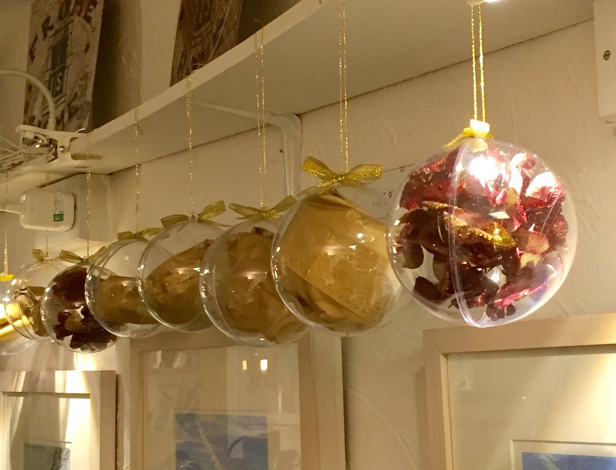 We're open late tomorrow night for the Christmas extravaganza! Call in for a look at our fabulous gifts- and a mince pie!
