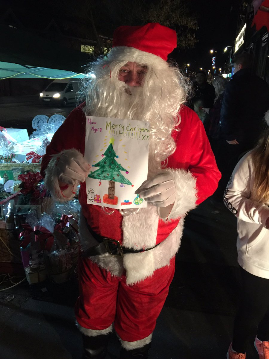 ediblesdeli's tweet photo. Well done to Nina aged 8 who was picked by Santa as our Christmas drawing completion winner @BansteadGuild #hamperwinner https://t.co/PJlpFEnmGw