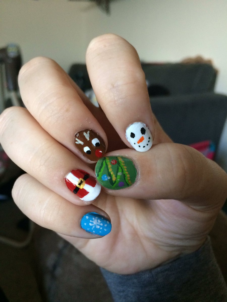 panicamanda4's tweet image. The end result of my citadel paints manicure. @Panicpronegames says "it's not #nailart it's just putting my skills to good use."