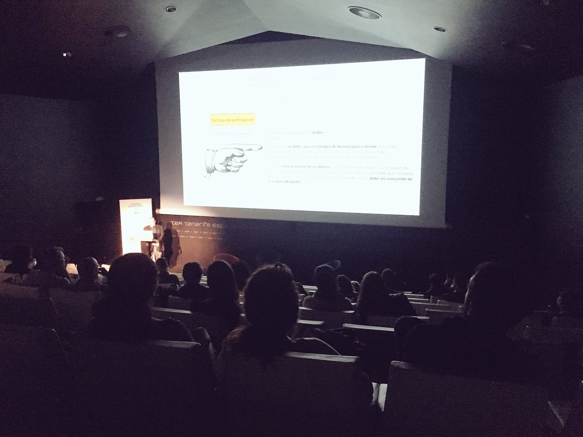 TFDesignWeek's tweet photo. Alfonso Ruiz #diseño universal en @teatenerife @PrensaTenerife @participatfe @Sinpromi #TDWeek2016 https://t.co/2aw2i9ka0k