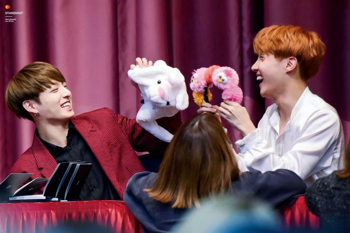 PicsHopekook's tweet photo. https://t.co/FGew0Uc0U7