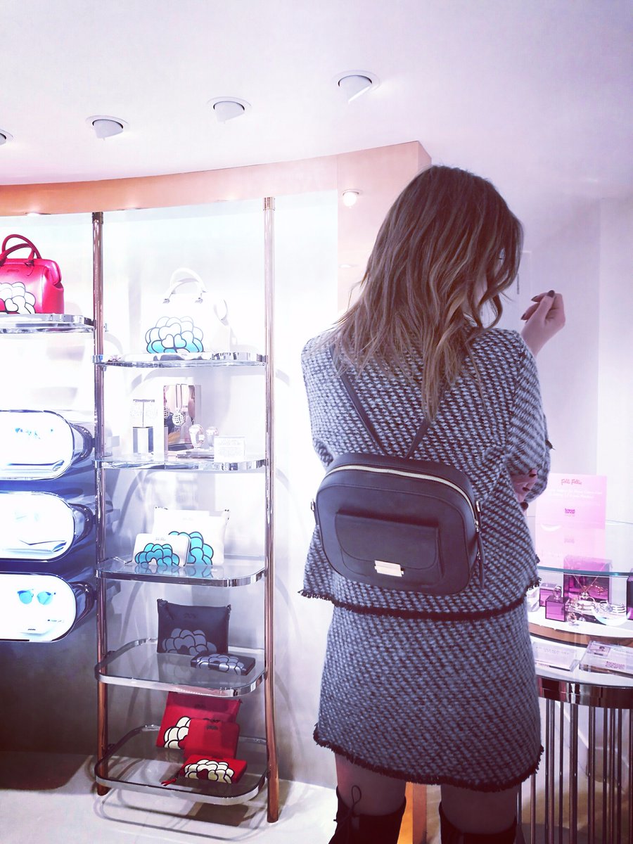 EleanorJCalder's tweet photo. At the new @FolliFollie_UK new store opening #RegentStreet.. #FFConceptstore #DreamComeTrue https://t.co/Oz2U5XDnk1