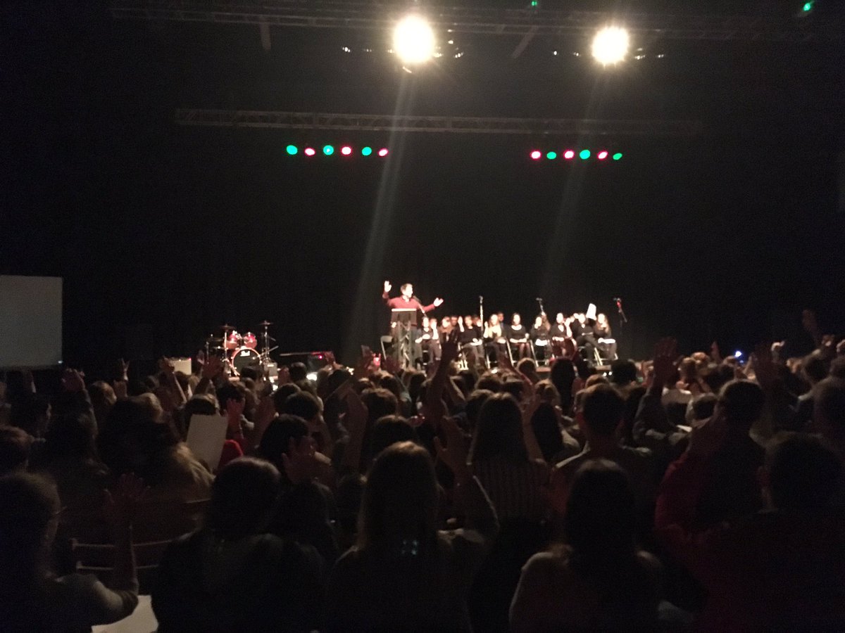 Wonderful to have @abercecpastor with us this evening at <a href="/CardiffUniCU/">CardiffUniCU</a> Carols service #christmastime