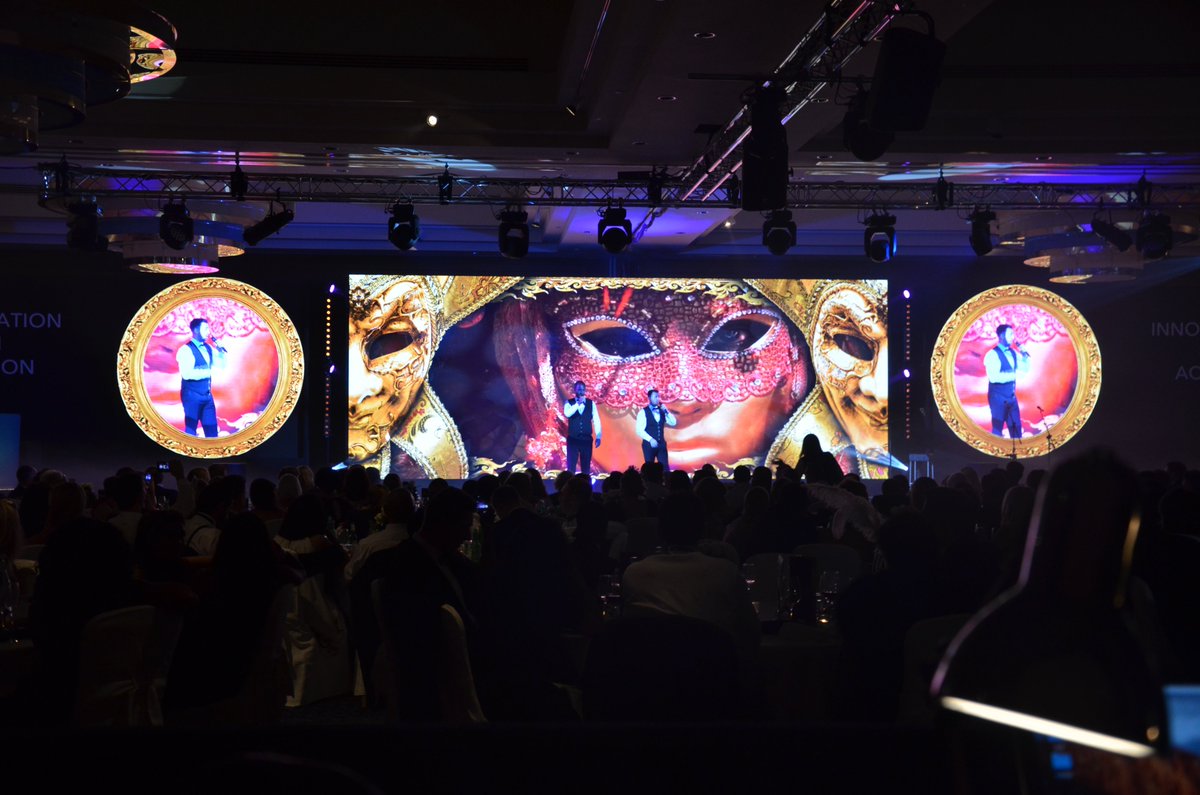 A few picture's from our gig @HiltonVenice in October. #NessunDorma