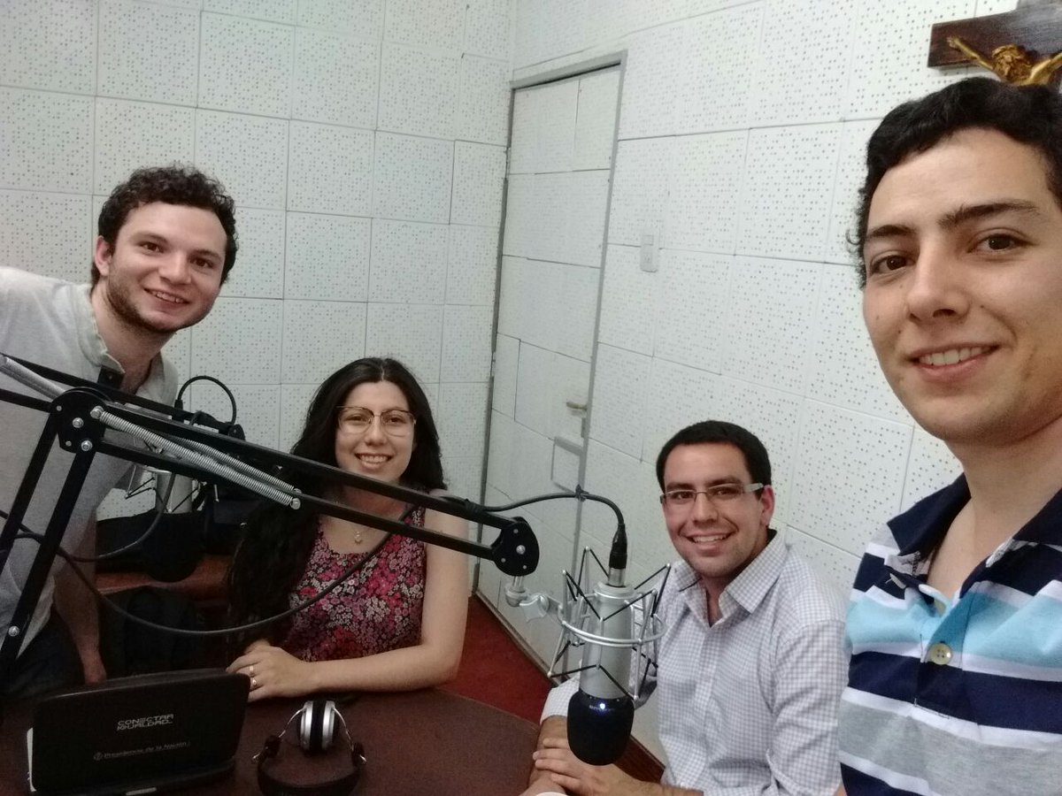 reportejuvenil's tweet photo. @pablorupcic y @josemiguelif , miembros de @meraki_org , hablaron sobre el origen de este proyecto, el #SCI16 y sus planes a futuro. https://t.co/SFVGEt3QhS