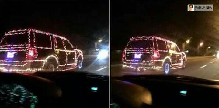 Calaboquitoss's tweet photo. #MafiaSdvSintoFaltaDe Ver esse carro que está em espírito natalino olha o nível: https://t.co/GFES0l4fzP
