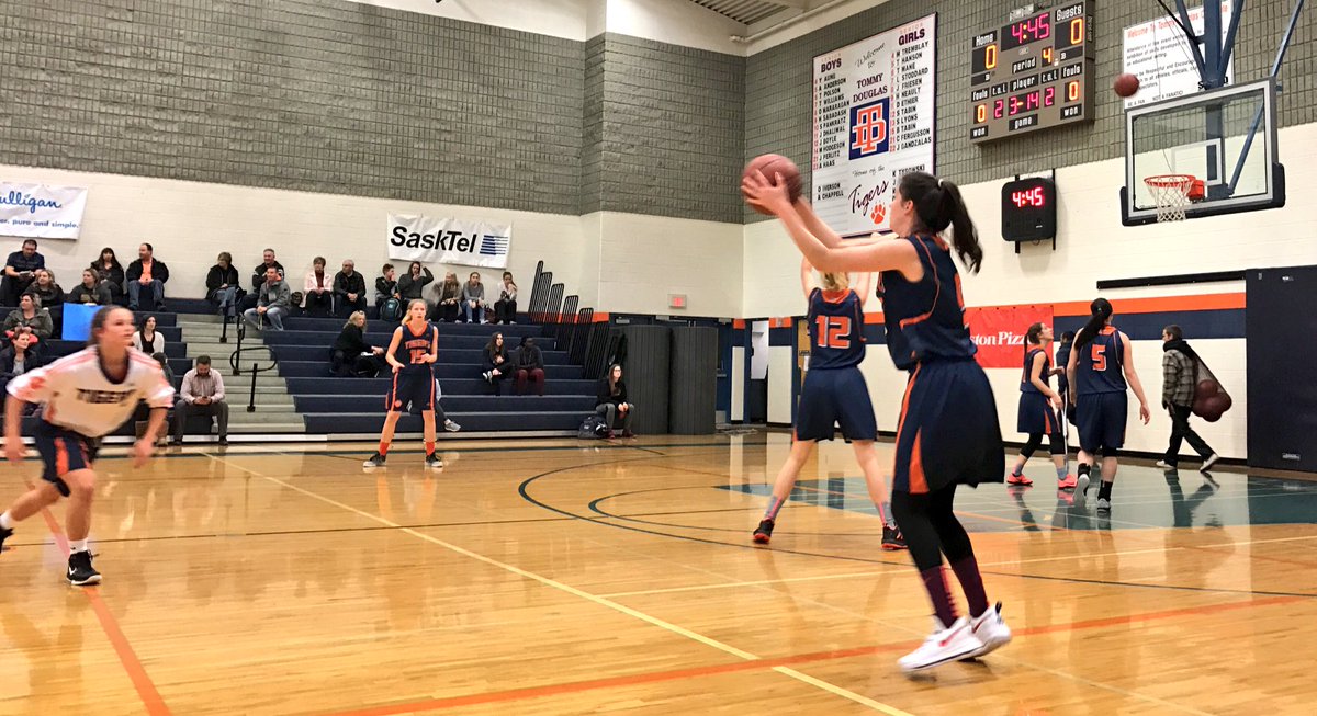 BowltClassic's tweet photo. Final score in the Boys Gold game is BJM over the Centennial 65-52. Meanwhile, the home team TDC girls are warming up to take on @nbchs. https://t.co/YoAURaJX8U