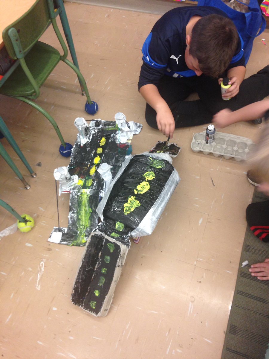 TDSB_Lulham's tweet photo. Bridges! #STEM @TDSB https://t.co/HpC2Iu0U8e