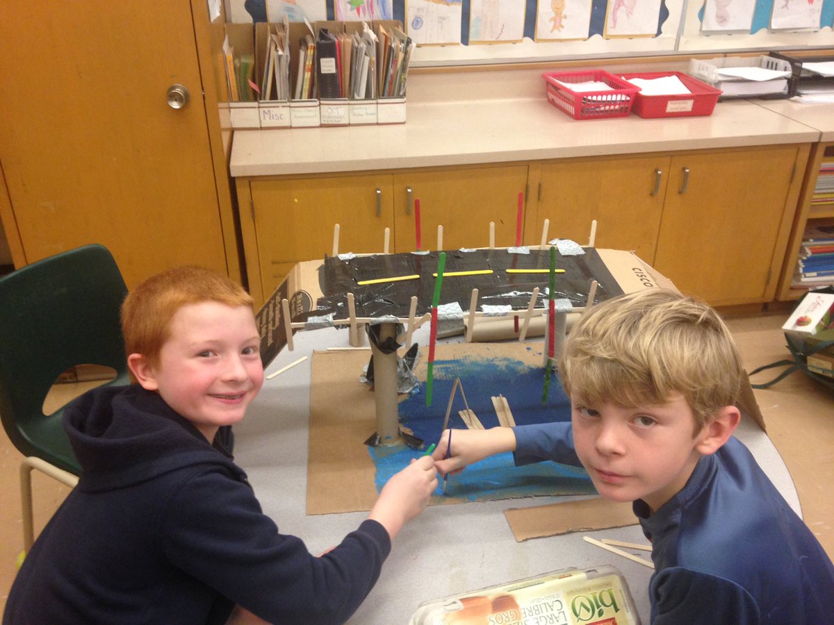 TDSB_Lulham's tweet photo. Bridges! #STEM @TDSB https://t.co/HpC2Iu0U8e