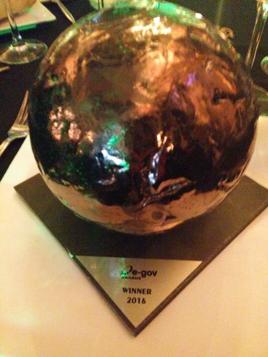 <a href="/vdab_be/">VDAB</a> <a href="/VickVlaanderen/">Vick</a> wint met #mycoach de e-gov awards voor gebruiksvriendelijkheid.