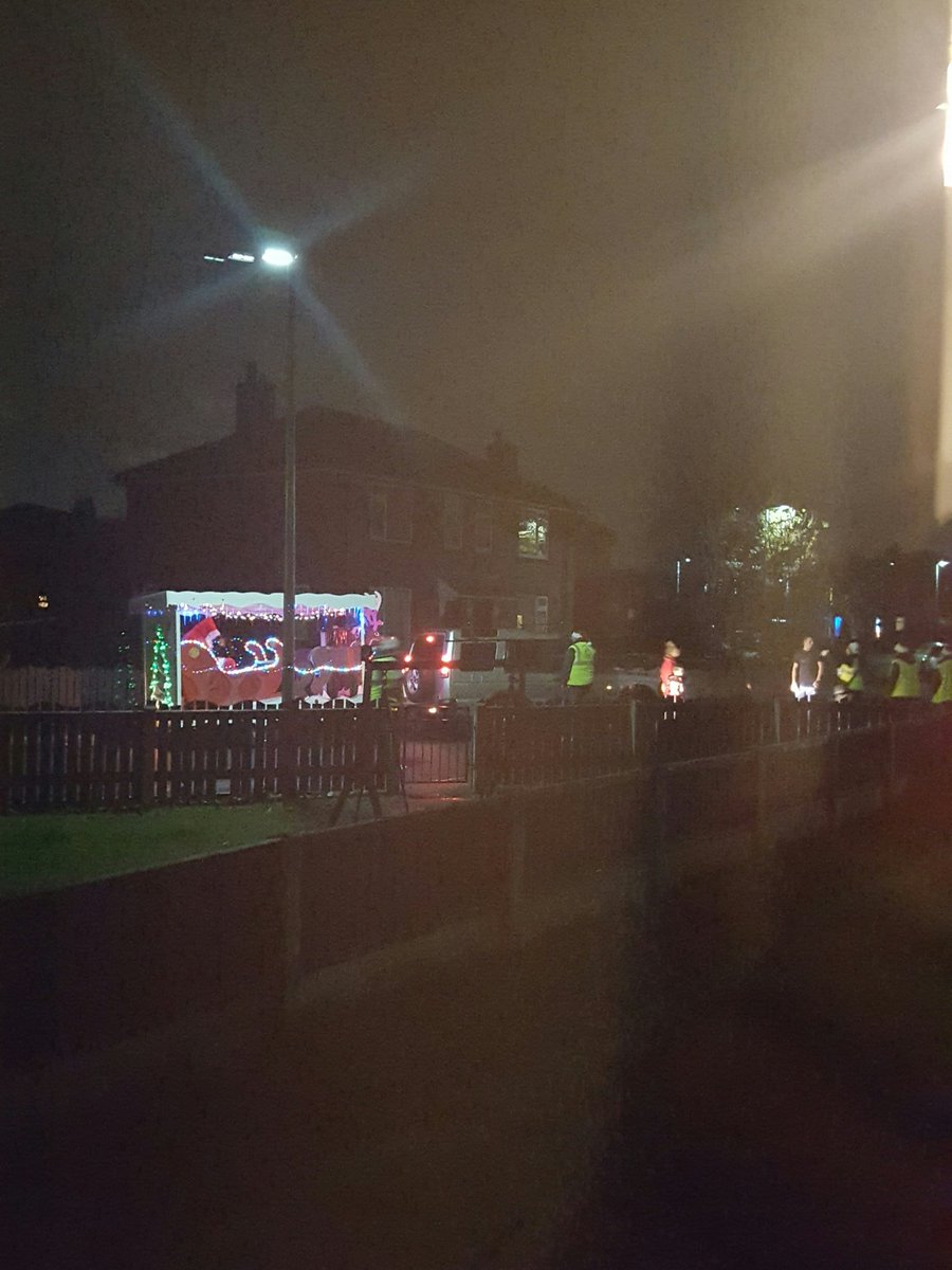 kemie91xx's tweet photo. Santa clause @WigToday #lowerince #itschristmas 🎅🎀⛄🎄❄❤ https://t.co/GXKYvZkICy