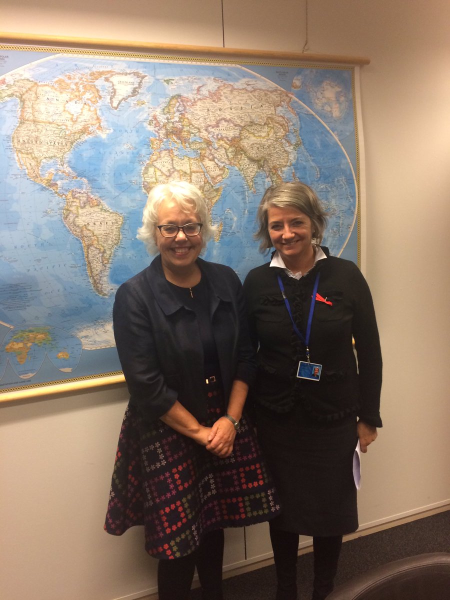 AnnaStrandbacke's tweet photo. Talks on various aspects of #competitiveness @OlofsdotterK and L.Evans #EUCommission @setradepolicy  @SwedeninEU https://t.co/IjuWpUu4Gi