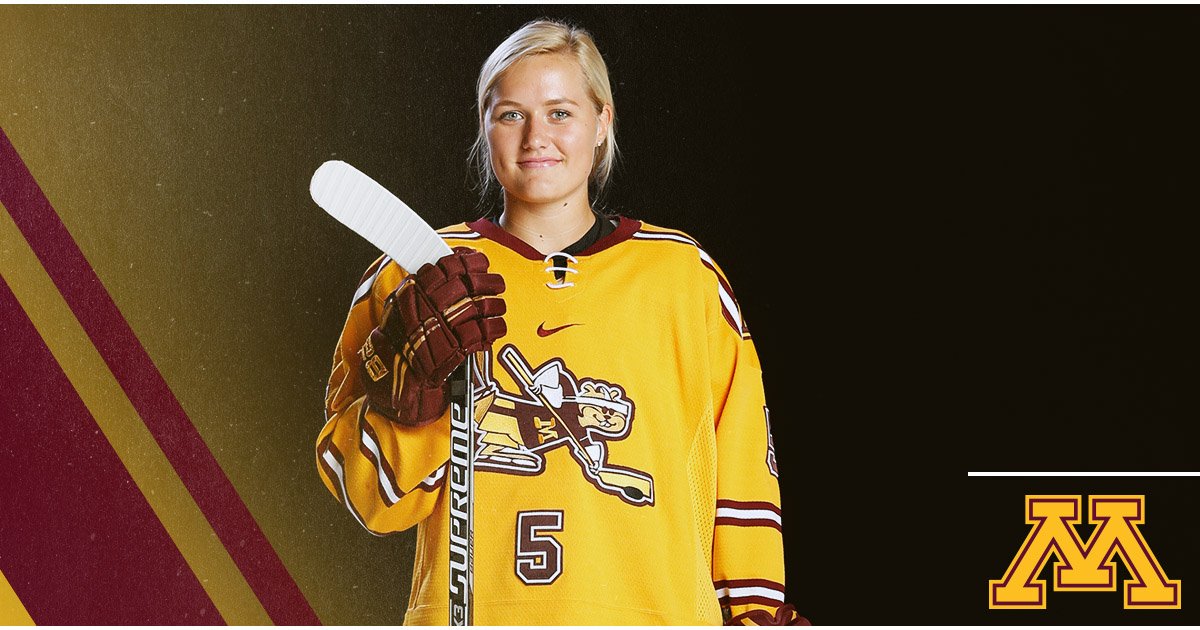 #GWH sophomore defenseman <a href="/sophieskarz4/">.</a> talks scoring, versatility, volunteer work, and more. 

〽️🏒: z.umn.edu/gwhfmss16