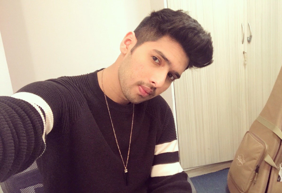 Armaan Malik to fans: 'Don't bring another artist down or insult their fans'