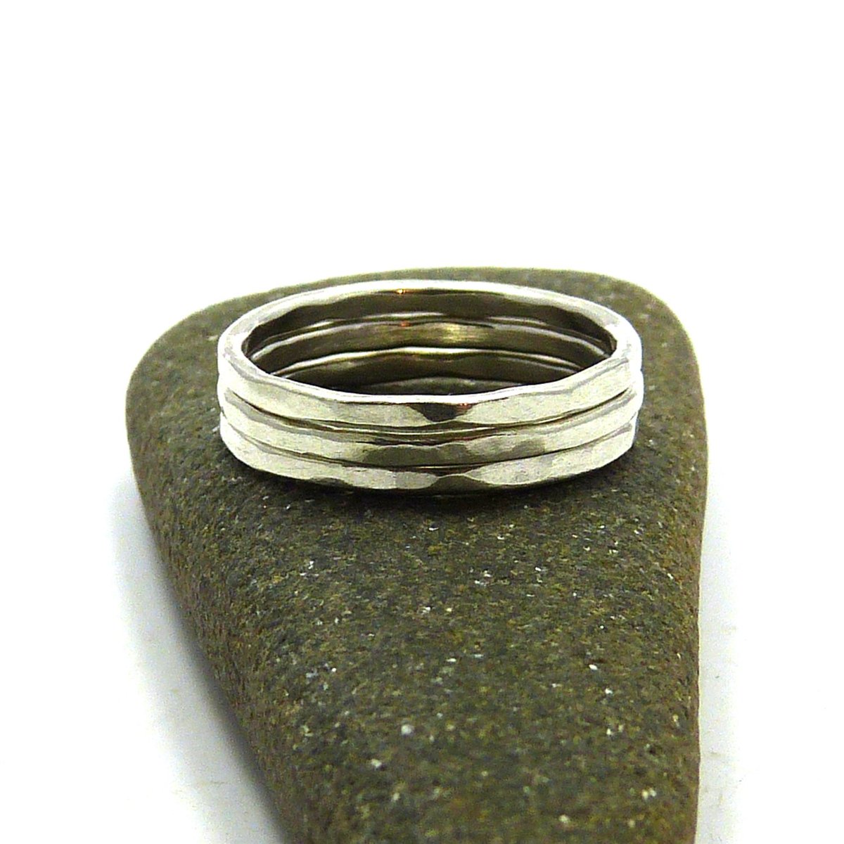 TheStrandline's tweet photo. Sterling Silver Handmade Hammered Rings, Set of 3 Stackable Ri… https://t.co/5RXvfEOeOx #northumberland #SimpleBand https://t.co/Ab4OyDujFc