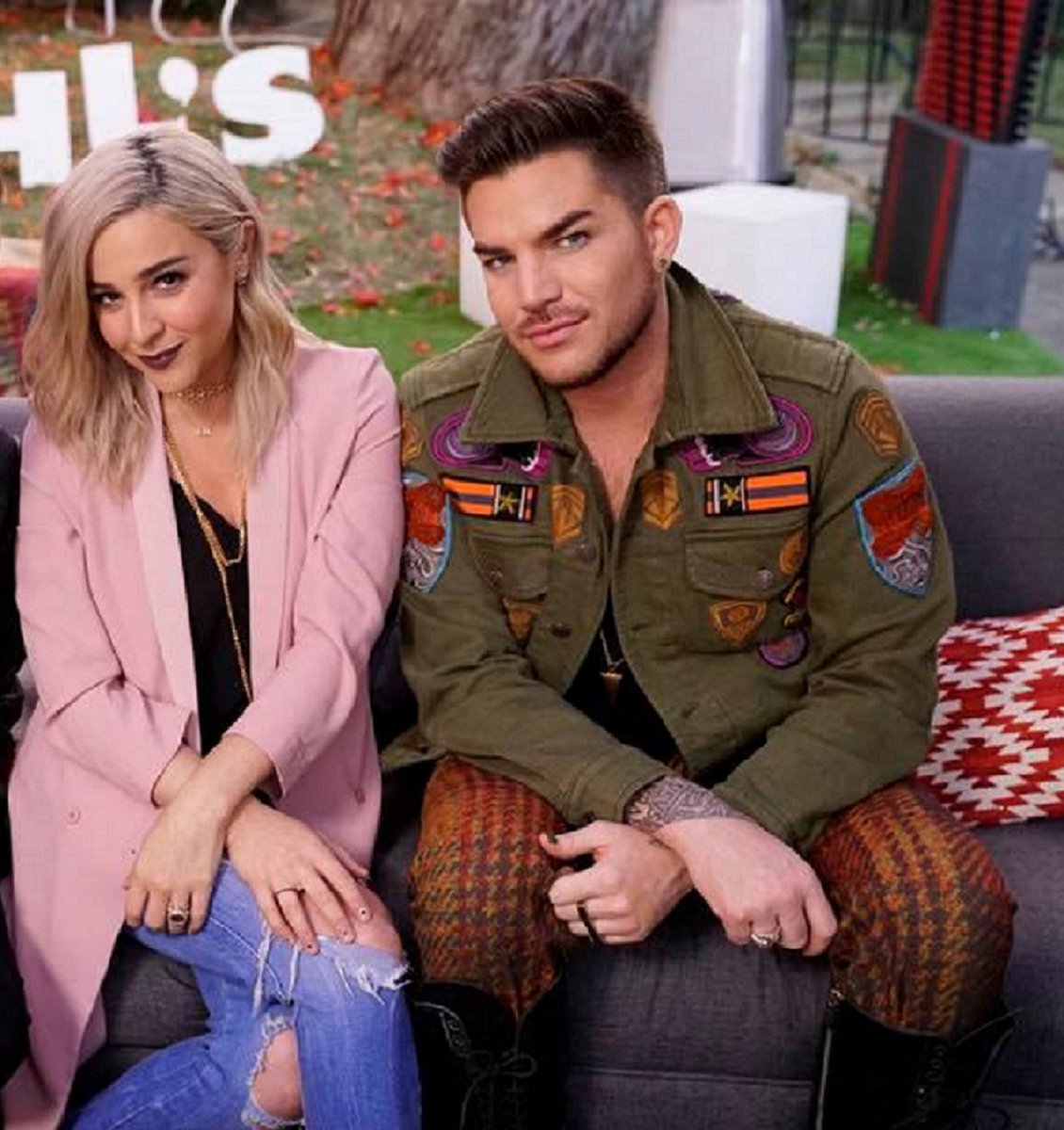 InLoveWithADAM2's tweet photo. Awweeee Adam n Alison together are so sweet !!!
What a cute friendship !! :'D https://t.co/QOw0XBkUp9