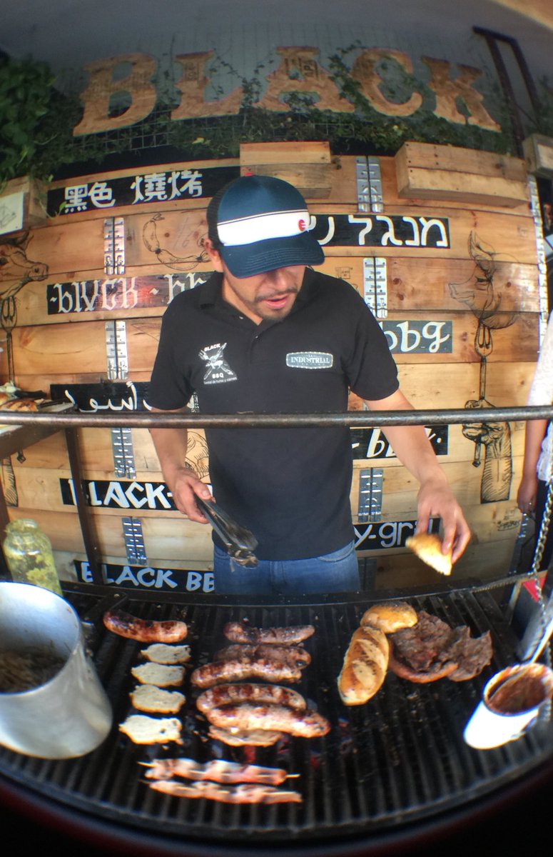 Black BBQ tweet media
