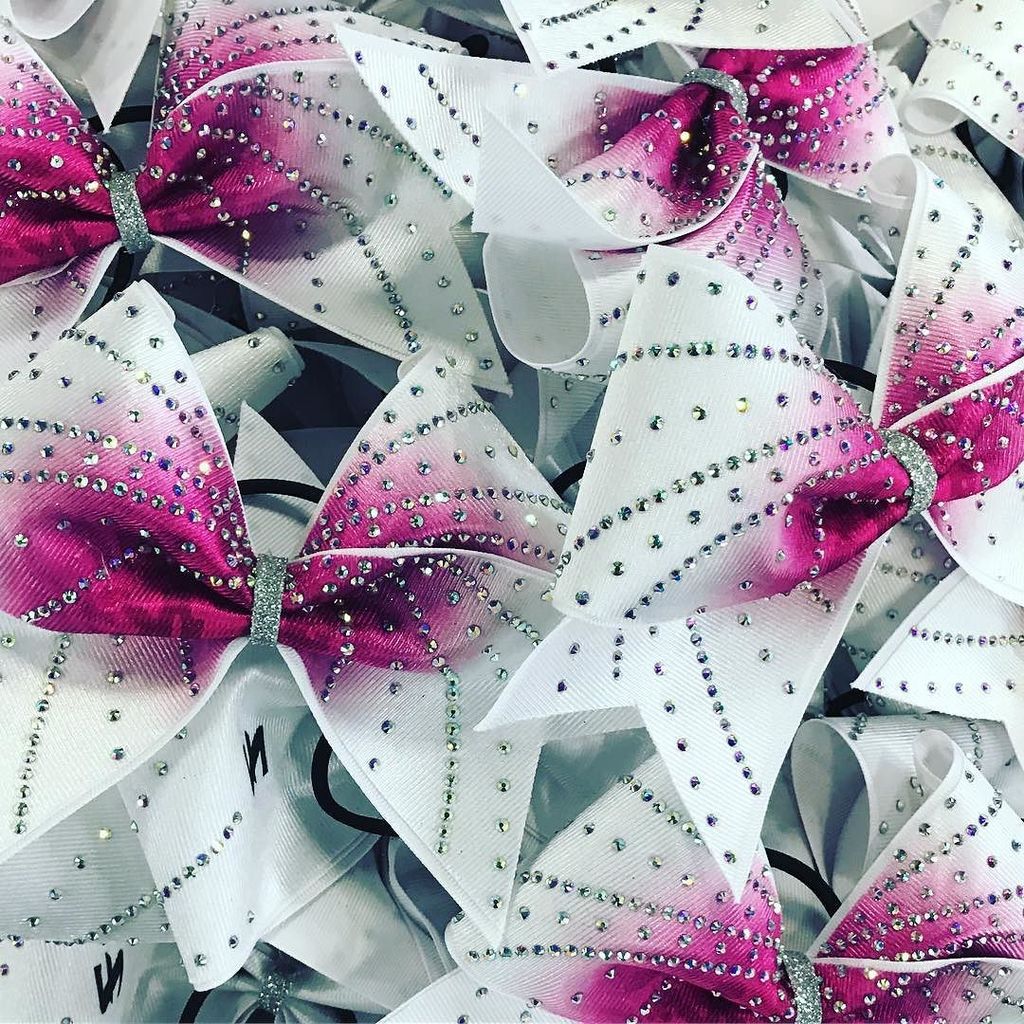Panther_Cheer's tweet photo. SO PRETTY!!!! #thepantherway #lucky13 https://t.co/wWfK38DuO4 https://t.co/qhD1y5qIi1