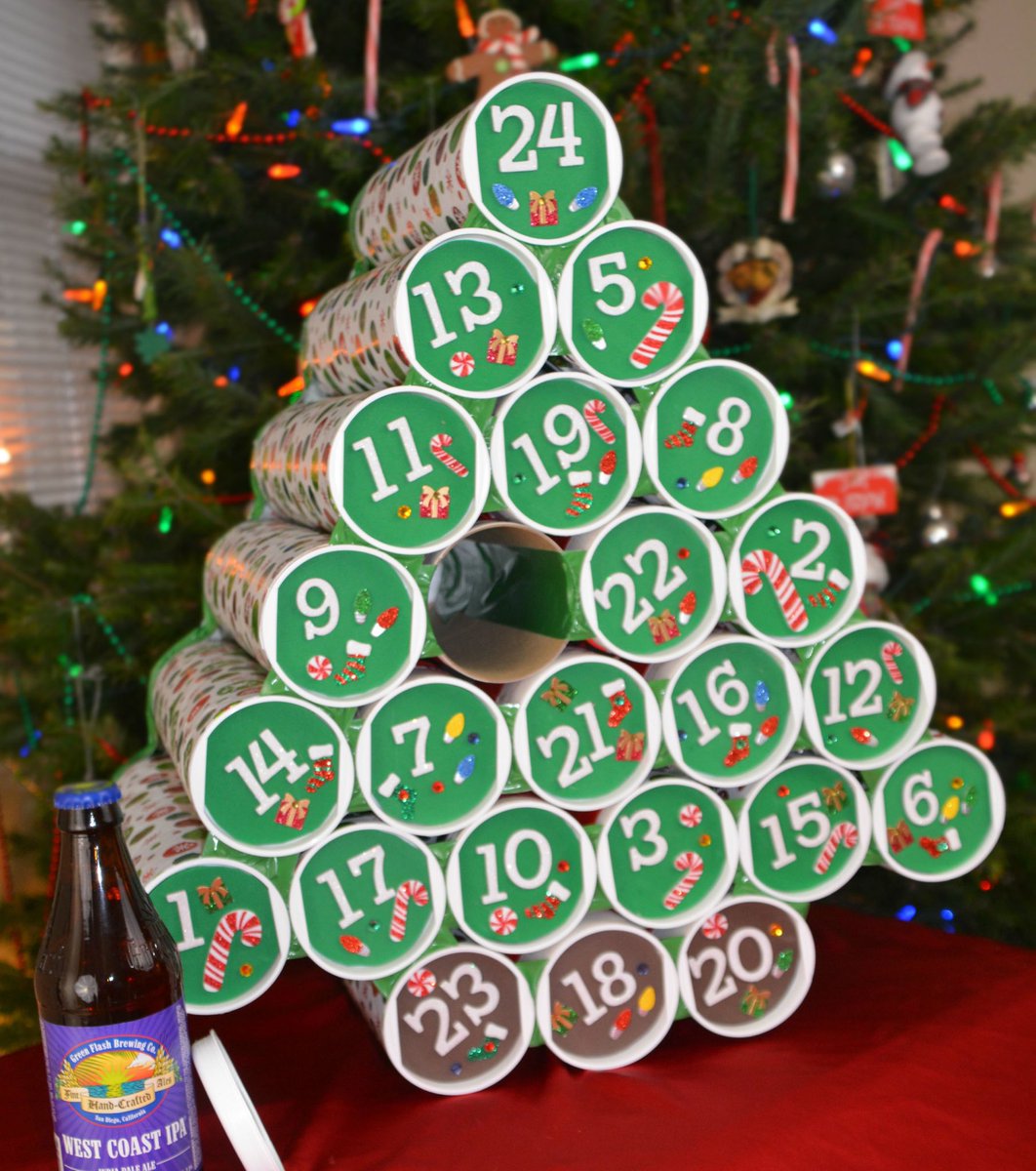 DistriPoke's tweet image. Qui dit Décembre dit...... Calendrier de l'Avent ! En ce 1er, le Pokemon mis en jeu est... Lunala Shiny ! RT + Follow et tirage demain à 2h