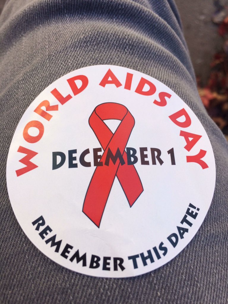 CaringColors's tweet photo. It's World AIDS Day! Remember to practice safe sex, and check our website for a free condom finder! #WorldAIDSDay #staysafe https://t.co/6cBDWM2K6c