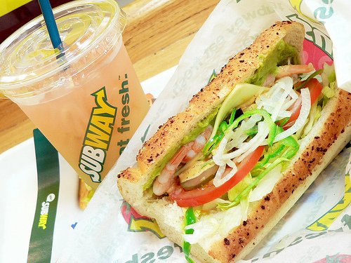 Adv3001_katlyn's tweet photo. What a beautiful combo we have here. Thank you Ryan for sharing! #SubwayArt

 Send us your amazing Subway creations! https://t.co/ctQCu3Ak5f